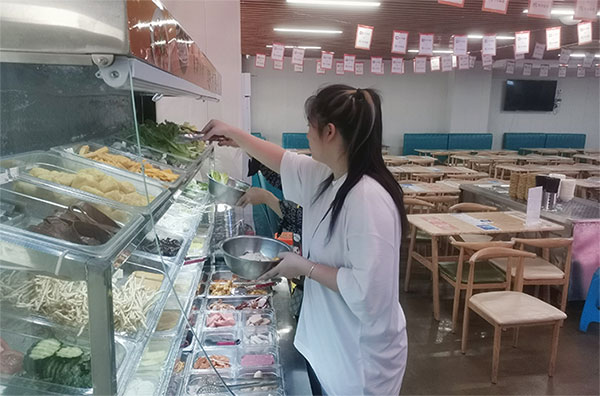 5月12日 成都孵化園蜀一蜀二冒菜店試營業(yè)
