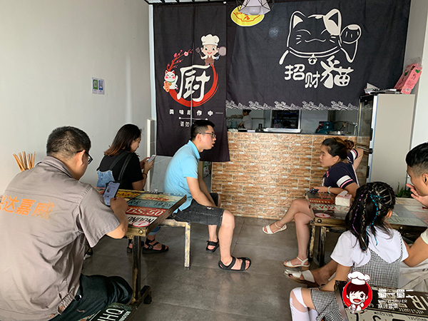 蜀一蜀二冒菜運營部：走訪加盟商門店，保證產品質量